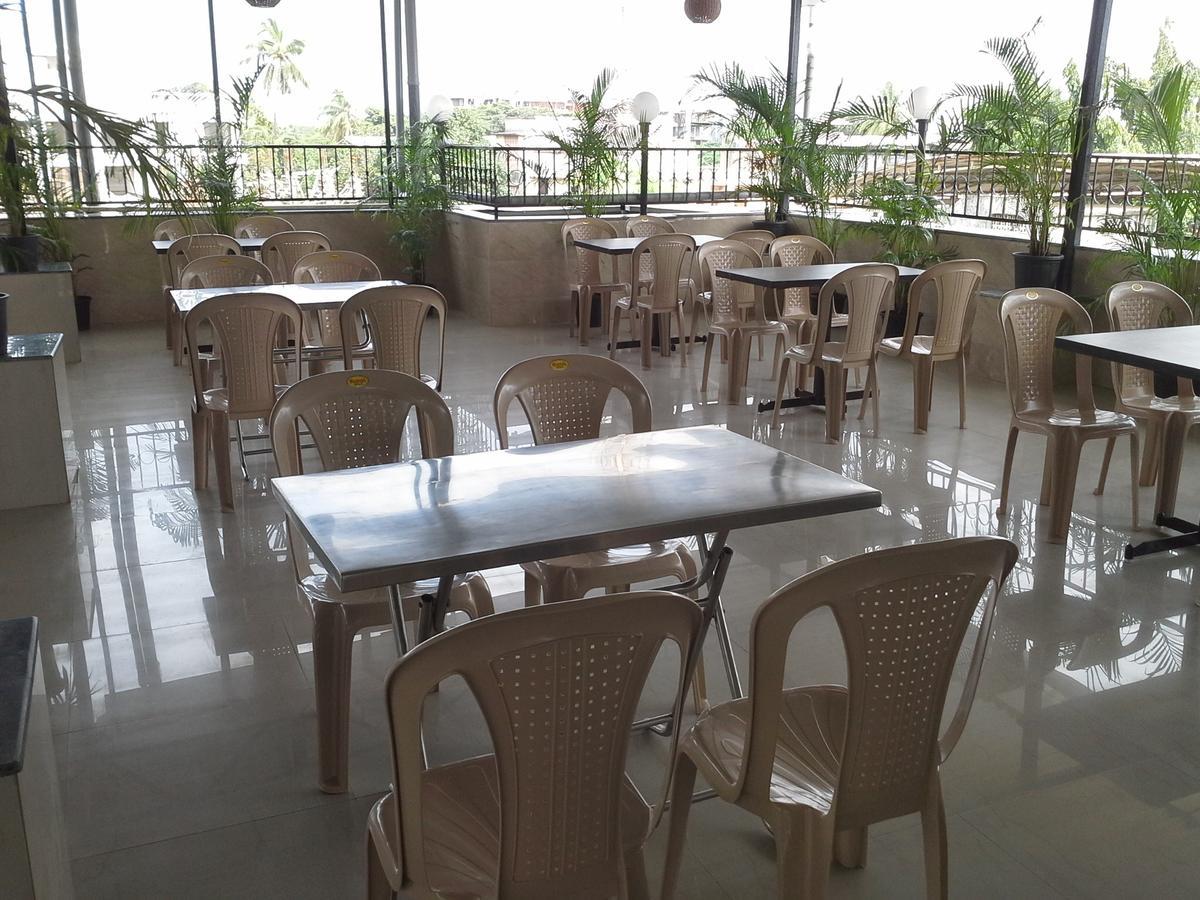Hotel Galaxy Vaibhav Vasai Exterior foto
