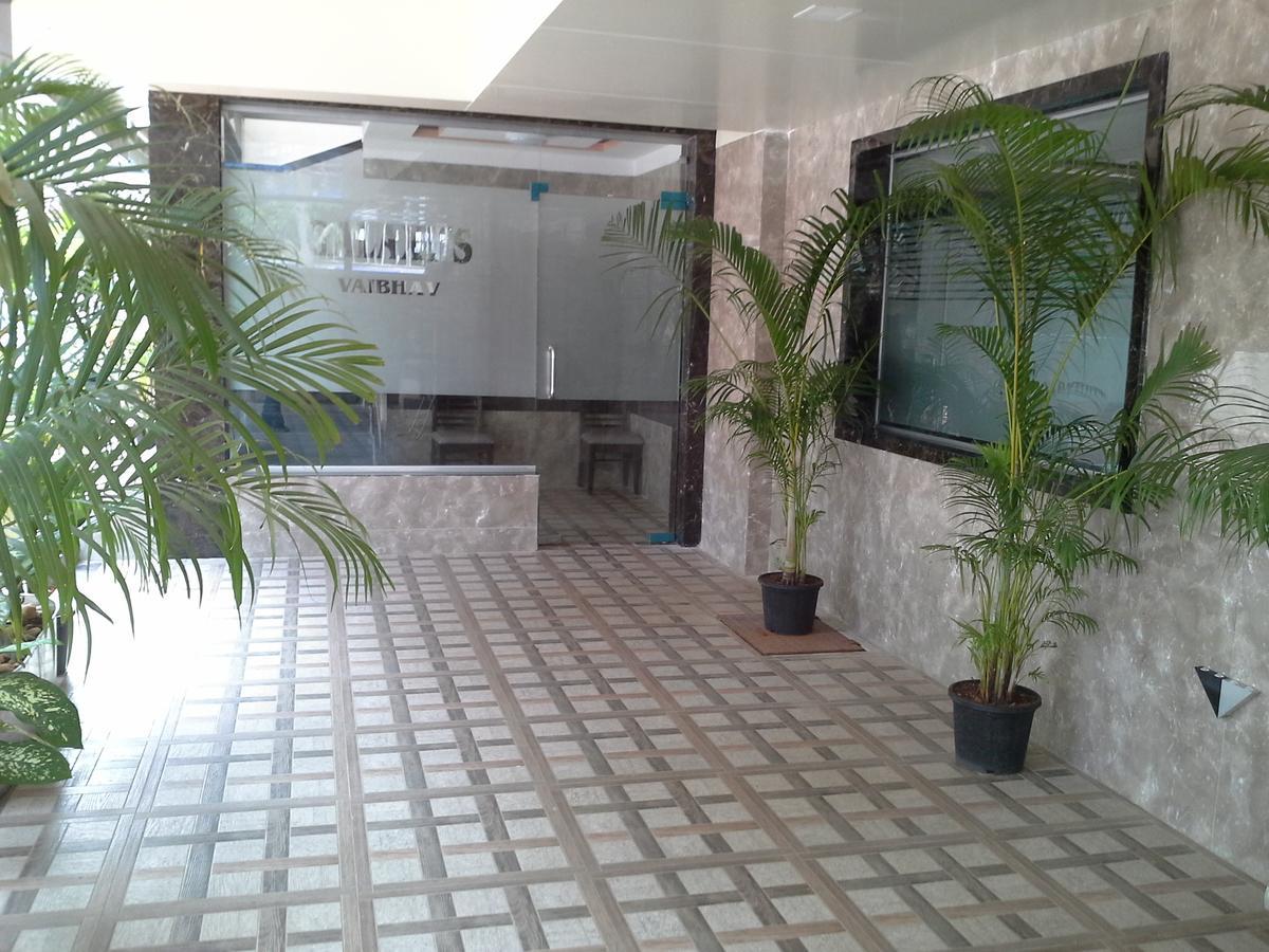 Hotel Galaxy Vaibhav Vasai Exterior foto
